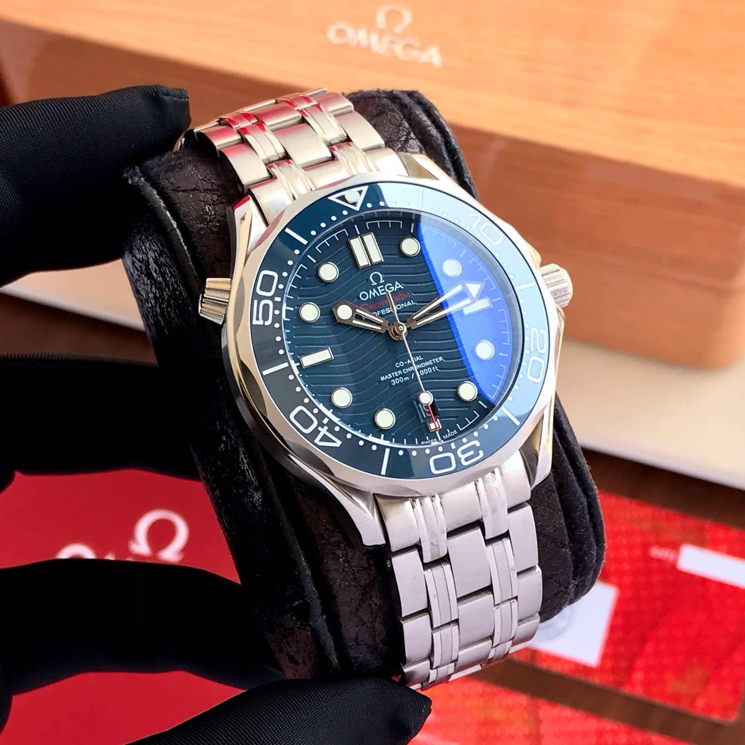 Omega Seamaster Co-Axial Master Chronometer Stainless Steel Blue Dial Automatic Mens Watch - Image 6