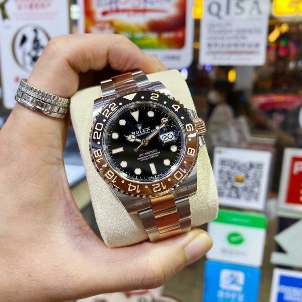 ROLEX GMT MASTER OYSTER 2 TON ROSE GOLD - Image 2