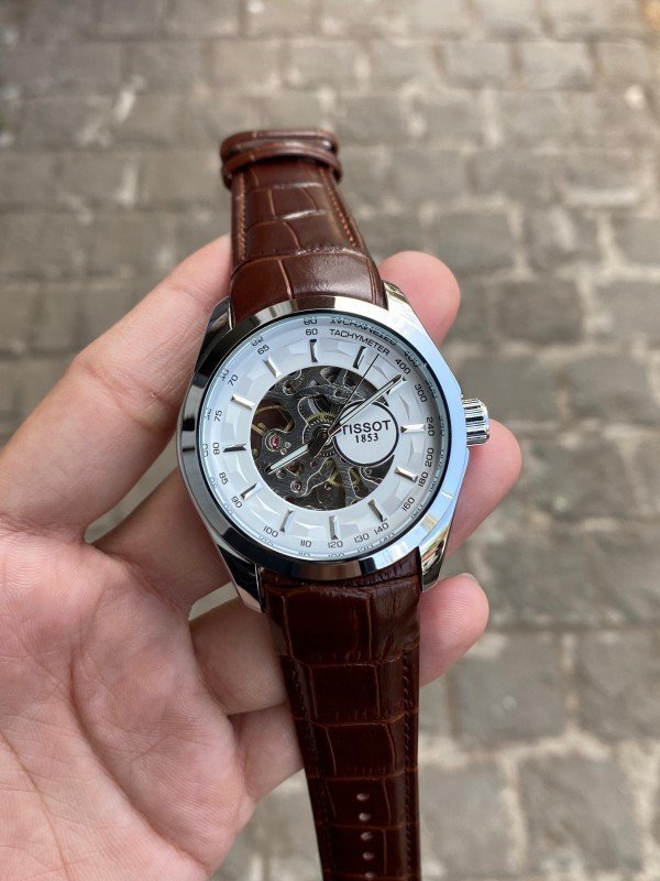 TISSOT 1853 AUTOMATIC PRIMIUM QUILTY LEATHER WATCH - Image 2