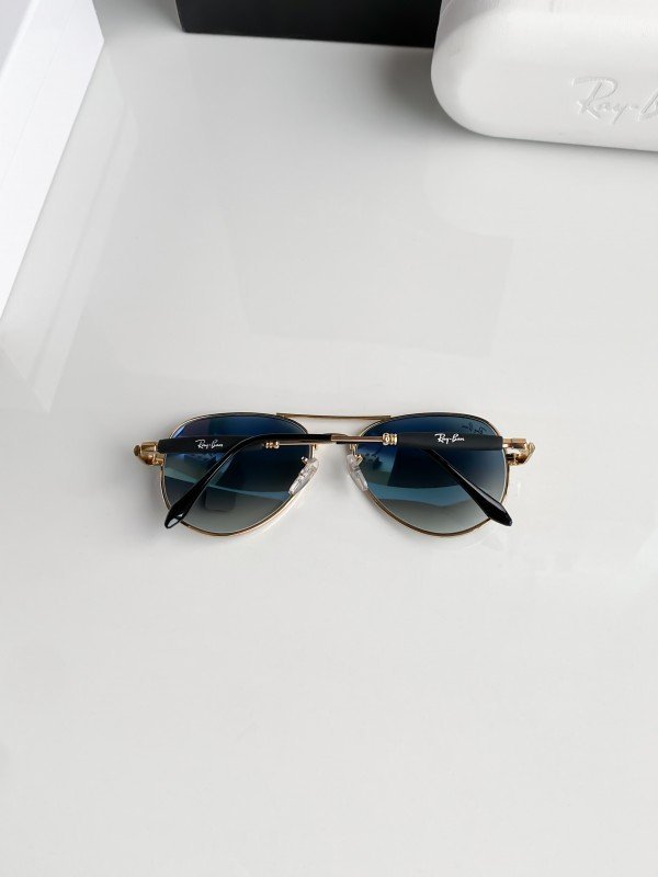 Rayban gold blue shade 3517 - Image 6